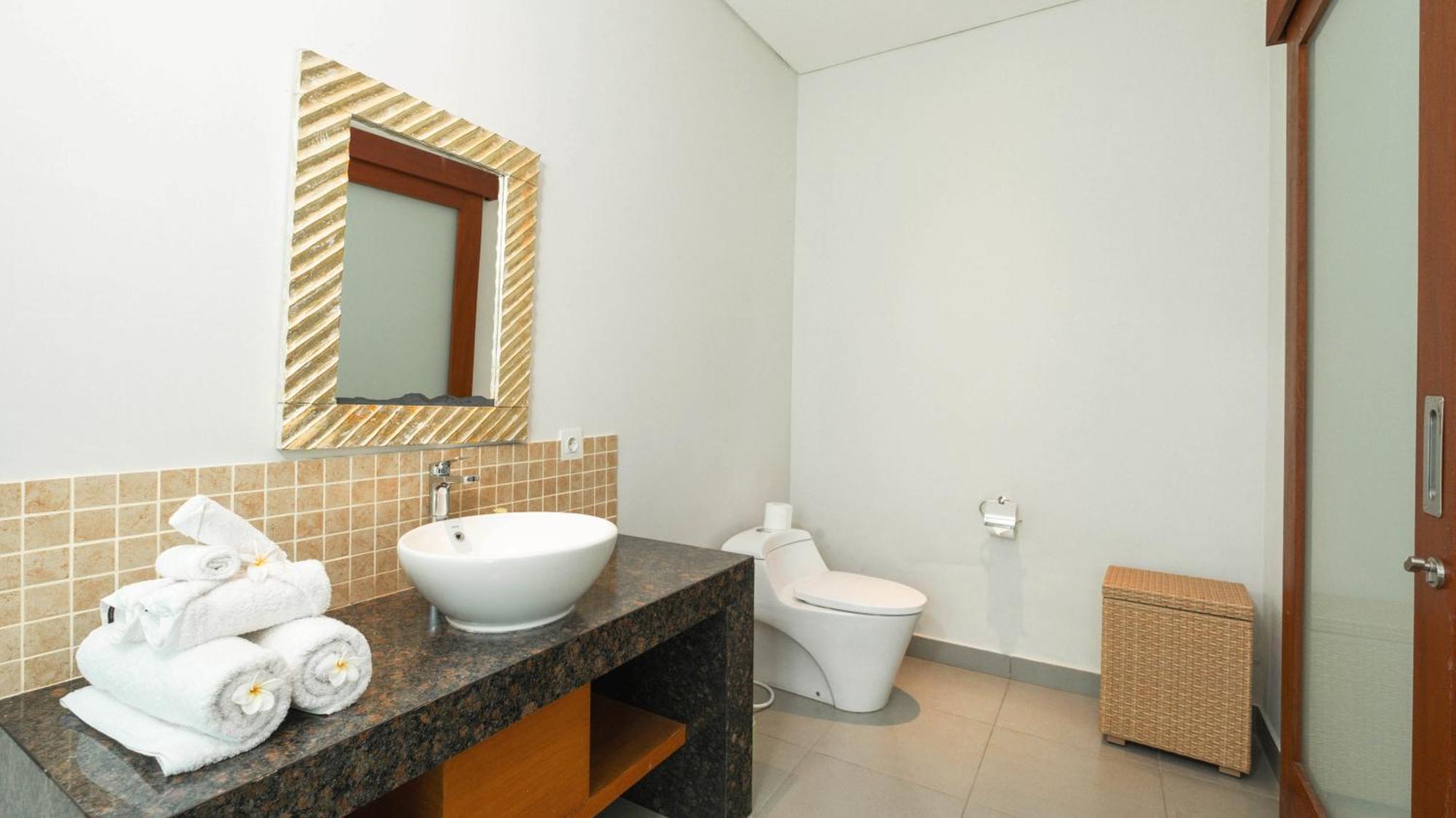 Villa Yenian By Villa Finder Canggu  Luaran gambar